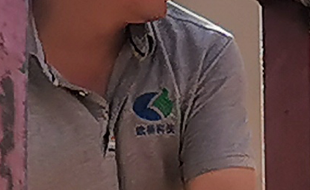 向劳动者致敬